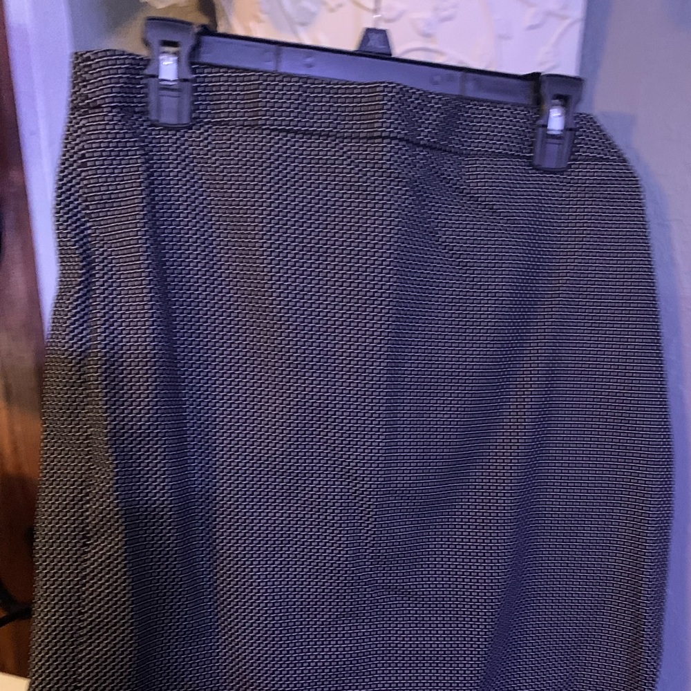 Sz 12 skirt worn once